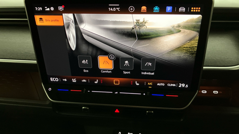 Volkswagen ID. Buzz 210kW Style Pro 86kWh 5dr LWB Auto [7St/Design+] Electric Estate